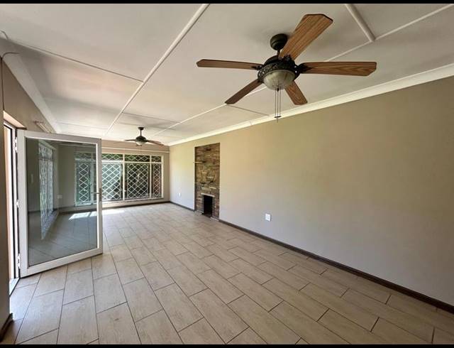 3 BEDROOM HOUSE FOR SALE IN SONNEVELD
